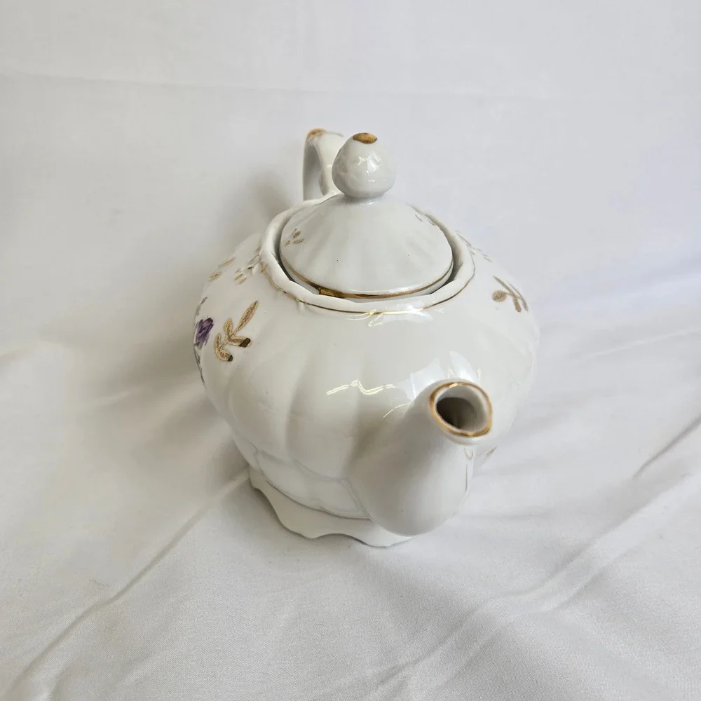 Musical Teapot Made in Japan Floral Bouquet Design Gold Trim Porcelain Vintage